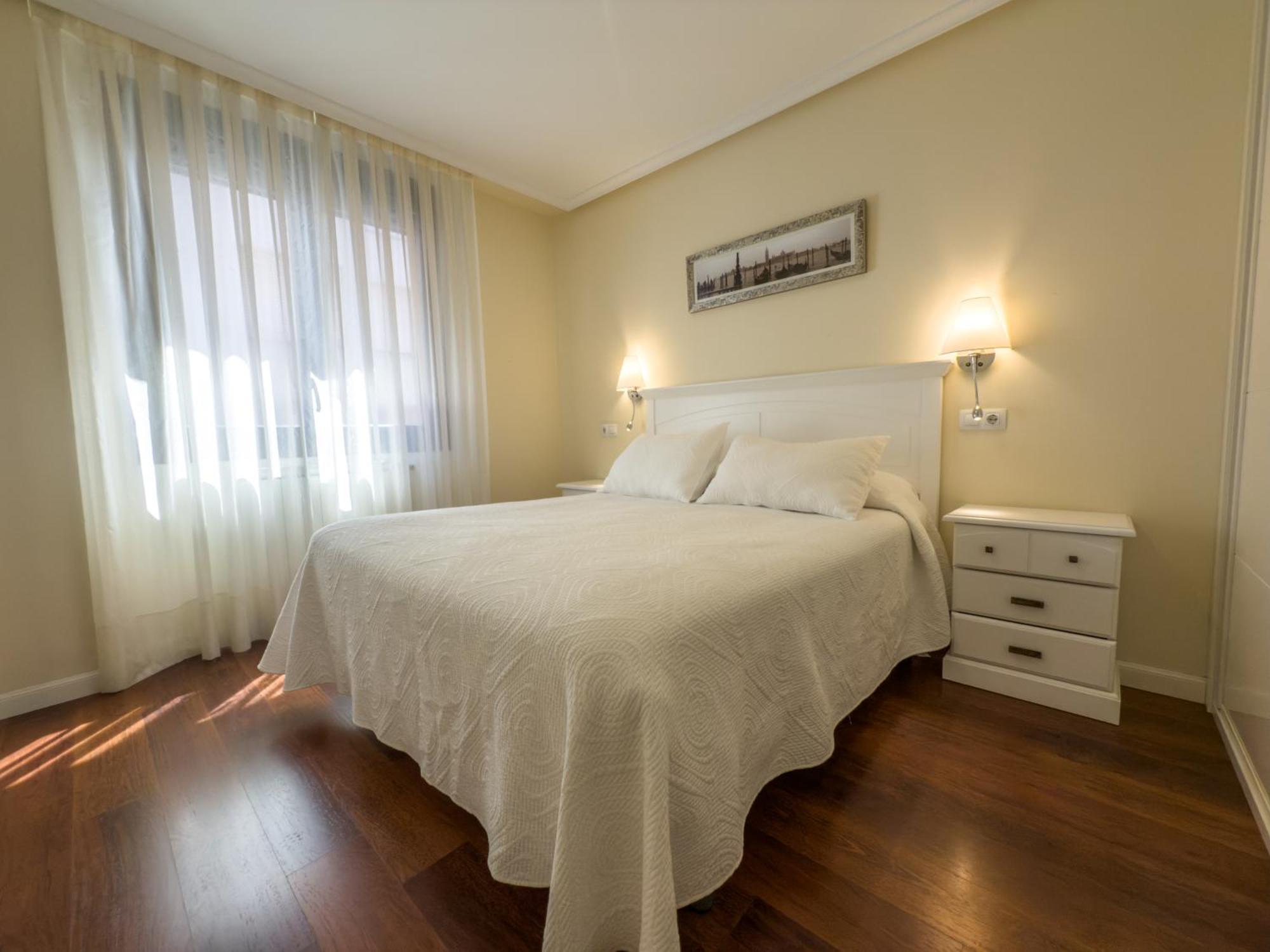 Apartamentos Verdemar Llanes Exterior photo